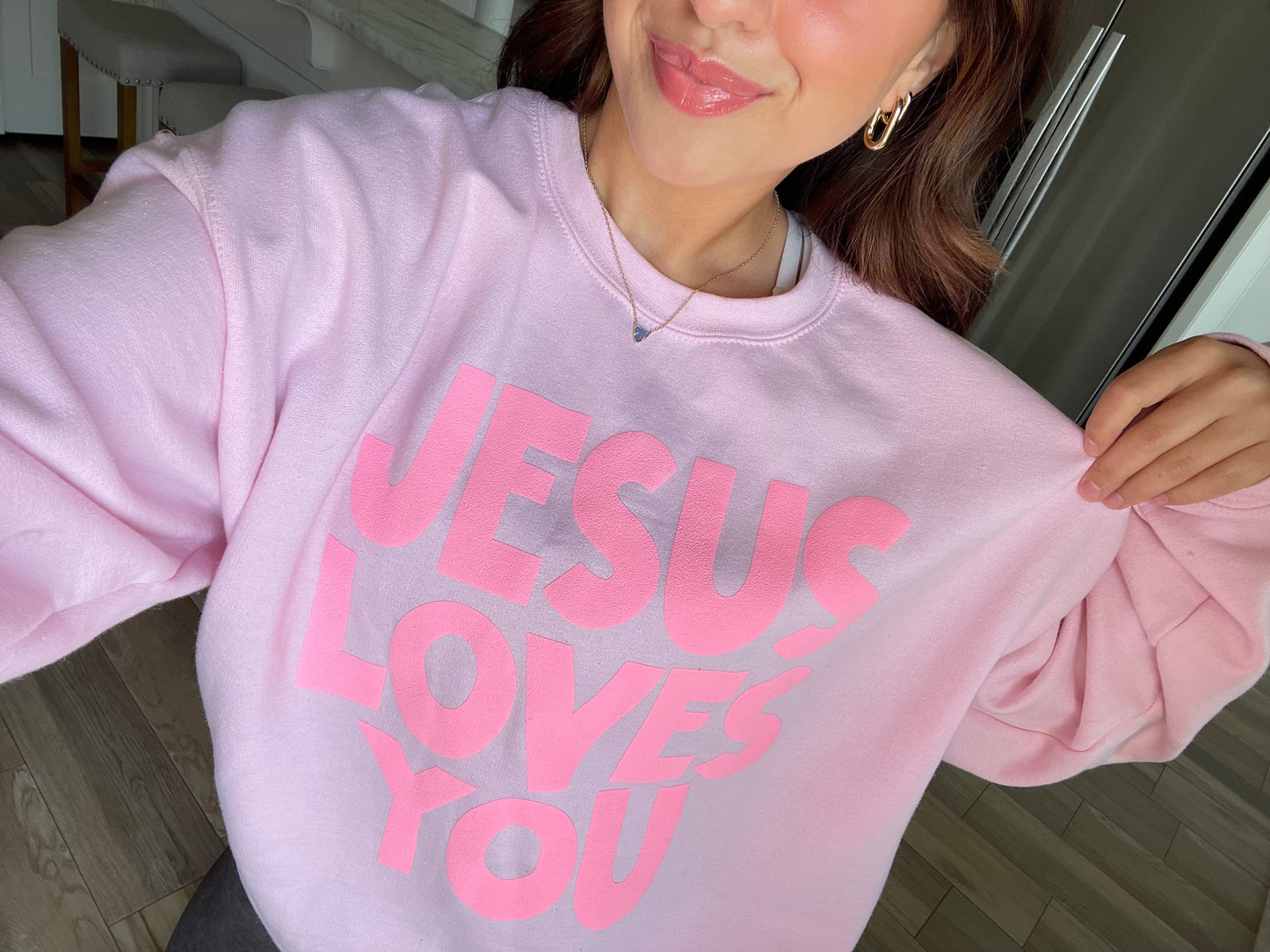 Jesus Loves You Crewneck - Pink